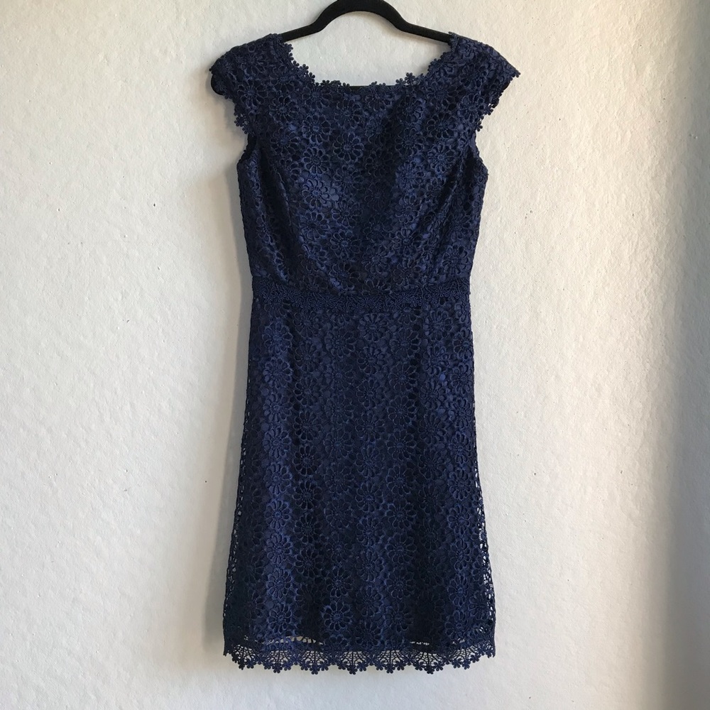 Laundry By Shelli Segal Lace Dress - Picture 3 of 8